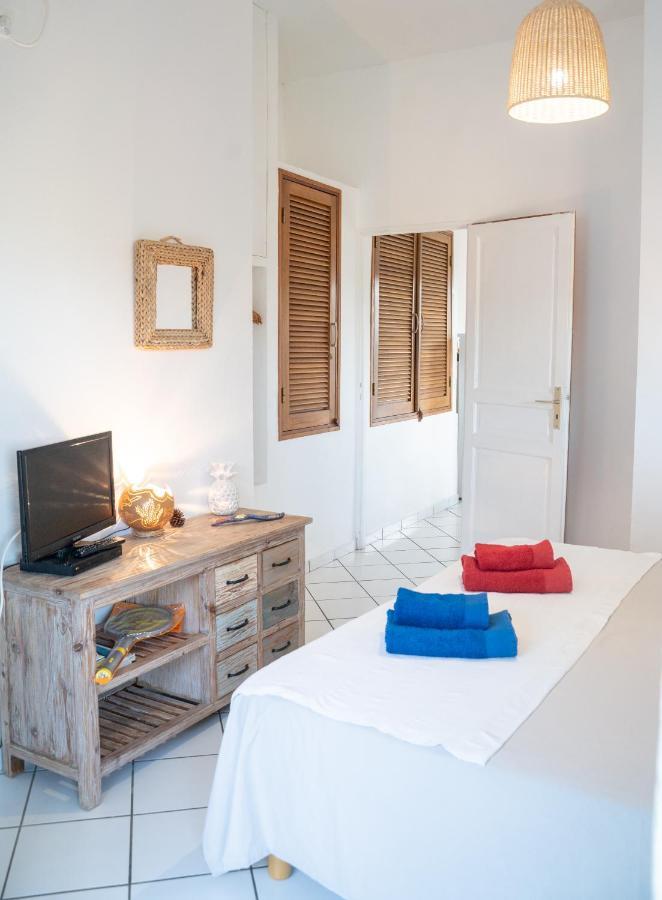 Bungalow Anse Figuier Terre-De-Haut Eksteriør billede